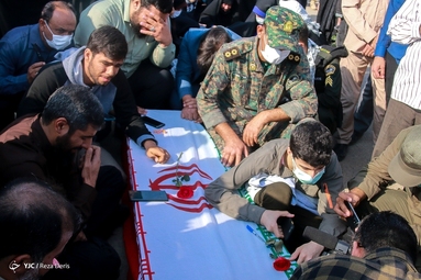 ورود پیکر‌های ۵۸ شهید دوران دفاع مقدس به کشور
