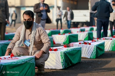 ورود پیکر‌های ۵۸ شهید دوران دفاع مقدس به کشور