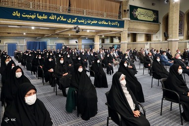 دیدار رهبر معظم انقلاب با پرستاران و خانواده شهدای مدافع سلامت