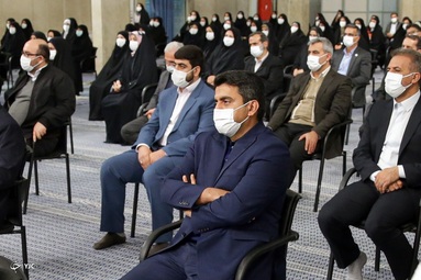 دیدار رهبر معظم انقلاب با پرستاران و خانواده شهدای مدافع سلامت