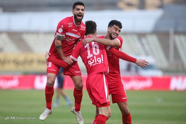 لیگ برتر فوتبال/ پرسپولیس - پیکان