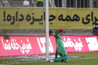 لیگ برتر فوتبال/ پرسپولیس - پیکان