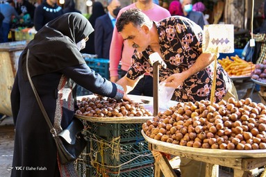 بازار سنتی رشت در آستانه بلندترین شب سال