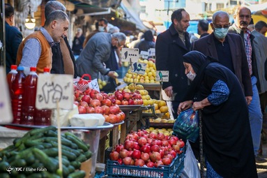 بازار سنتی رشت در آستانه بلندترین شب سال