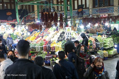 در تکاپوی خرید شب یلدا بازار تجریش
