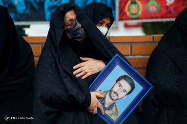 تشییع پیکر شهید دفاع مقدس «رضا صادق محبوب»
