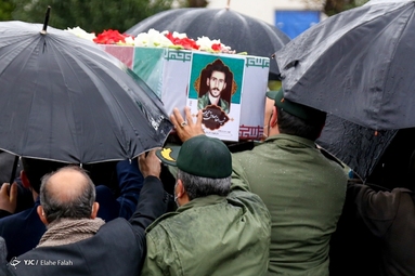 تشییع پیکر شهید دفاع مقدس «رضا صادق محبوب»