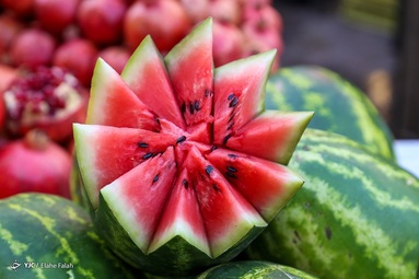 بازار رشت در آستانه بلندترین شب سال

