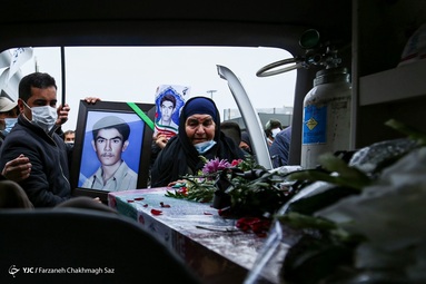 مراسم استقبال از ۵ شهید گمنام و ۴ شهید شناسایی شده دفاع مقدس - شیراز