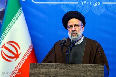 دیدار رئیس جمهور با مردم، نخبگان، علما، خانواده شهدا و ایثارگران استان قم