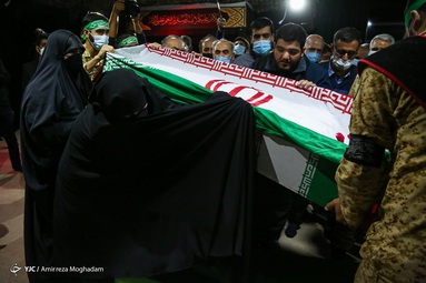 وداع با پیکر شهید سید مرتضی رضا قدیری