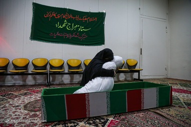 وداع با پیکر شهید سید مرتضی رضا قدیری