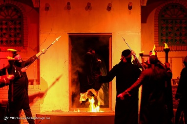 نمایش آئینی بیرق ماندگار به مناسبت شهادت حضرت زهرا (س) - شیراز
