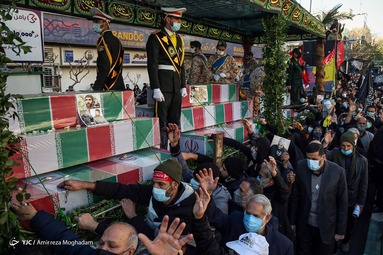 مراسم تشییع پیکر پاک ۱۵۰ شهید دفاع مقدس در سالروز شهادت حضرت فاطمه زهرا (س)  - دانشگاه تهران