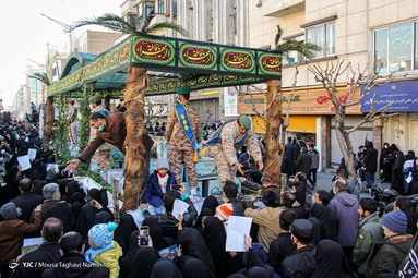 مراسم تشییع پیکر پاک ۱۵۰ شهید دفاع مقدس در سالروز شهادت حضرت فاطمه زهرا (س)  - دانشگاه تهران