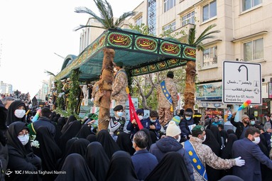 مراسم تشییع پیکر پاک ۱۵۰ شهید دفاع مقدس در سالروز شهادت حضرت فاطمه زهرا (س)  - دانشگاه تهران