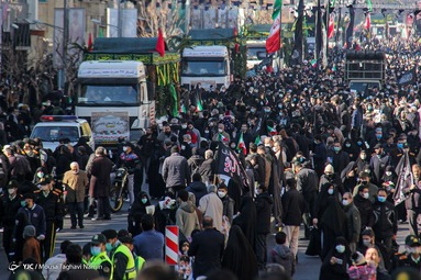 مراسم تشییع پیکر پاک ۱۵۰ شهید دفاع مقدس در سالروز شهادت حضرت فاطمه زهرا (س)  - دانشگاه تهران
