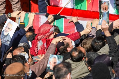 مراسم تشییع پیکر پاک بیست و دو شهید گمنام تازه تفحص شده دفاع مقدس -  اصفهان