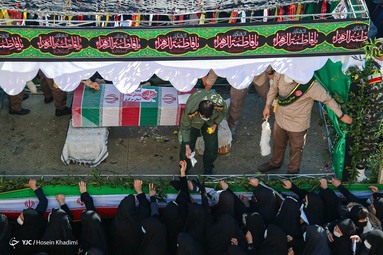 تشییع پیکر پاک شهید گمنام دفاع مقدس - اراک
