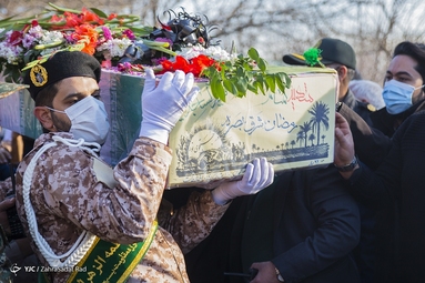 مراسم تدفین دو شهید گمنام