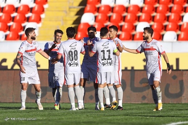 لیگ برتر فوتبال/ پدیده مشهد ۱ - پرسپولیس تهران ۱