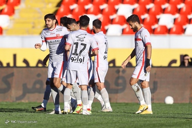 لیگ برتر فوتبال/ پدیده مشهد ۱ - پرسپولیس تهران ۱