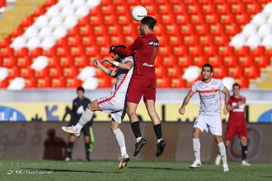 لیگ برتر فوتبال/ پدیده مشهد ۱ - پرسپولیس تهران ۱