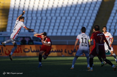 لیگ برتر فوتبال/ پدیده مشهد ۱ - پرسپولیس تهران ۱