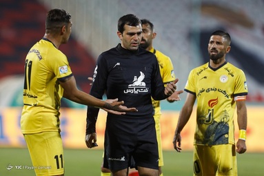 لیگ برتر فوتبال/ پرسپولیس  - فجرشهید سپاسی