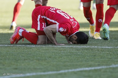 جام حذفی فوتبال/ ذوب آهن ۰ - پرسپولیس ۳