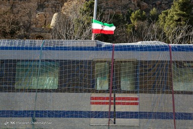 ورود اولین واگن‌های قطار‌ شهری ساخت ایران - شیراز