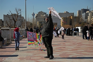 جشنواره بادبادک باز