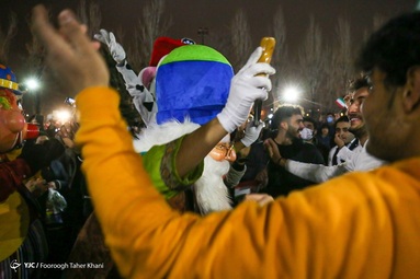 شادی مردم تهران پس از صعود تیم ملی به جام جهانی 2022