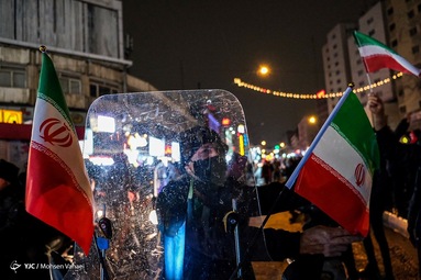 شادی مردم تهران پس از صعود تیم ملی به جام جهانی 2022