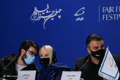 حضور عوامل فیلم «لایه‌های دروغ» به کارگردانی «رامین سهراب»