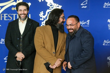 در حاشیه نمایش و نشست خبری فیلم «بی‌مادر» به کارگردانی «سیدمرتضی فاطمی»
