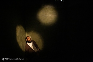 «موزه عبرت» در زمان حکومت پهلوی زندان موقت شهربانی، زندان زنان و بعد زندان کمیتهٔ مشترک ضد خرابکاری نام گرفت‌ و توسط ساواک برای بازجویی و شکنجه مخالفین مورد استفاده بود