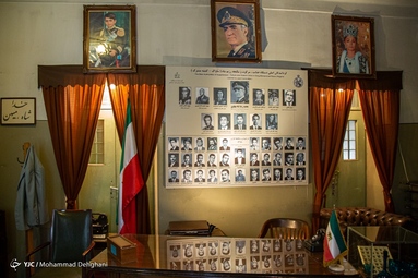 «موزه عبرت» در زمان حکومت پهلوی زندان موقت شهربانی، زندان زنان و بعد زندان کمیتهٔ مشترک ضد خرابکاری نام گرفت‌ و توسط ساواک برای بازجویی و شکنجه مخالفین مورد استفاده بود