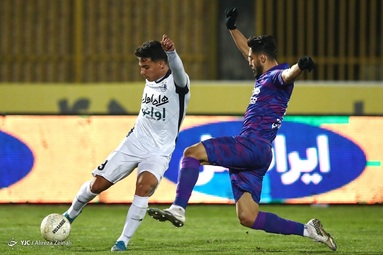 لیگ برتر فوتبال/ هوادار  - استقلال