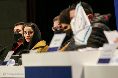 عوامل فیلم نگهبان شب در نشست خبری این فیلم  