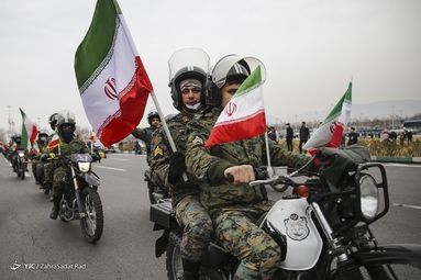 ۲۲ بهمن ۱۴۰۰ - میدان آزادی