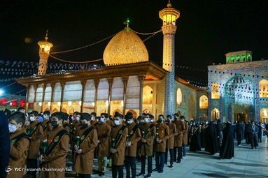 مراسم لاله گردانی شام شهادت حضرت شاهچراغ (ع) - شیراز