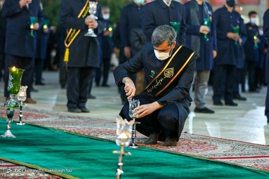 مراسم لاله گردانی شام شهادت حضرت شاهچراغ (ع) - شیراز