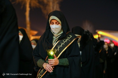 مراسم لاله گردانی شام شهادت حضرت شاهچراغ (ع) - شیراز