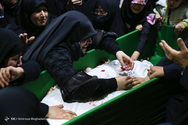 وداع با پیکر شهید مدافع حرم «محمدجواد رستمی»