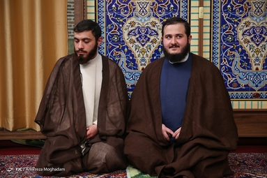 آیین عمامه گذاری طلاب در روز بعثت پیامبر(ص)