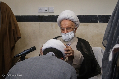 عمامه گذاری طلاب در قم