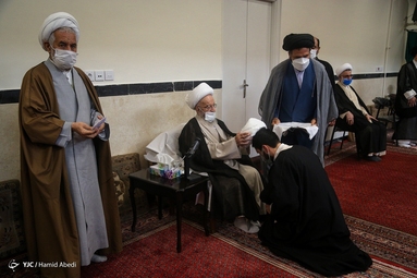 عمامه گذاری طلاب در قم