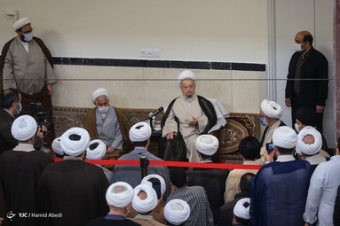 عمامه گذاری طلاب در قم