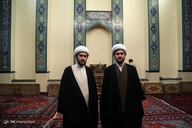 عمامه گذاری طلاب در قم